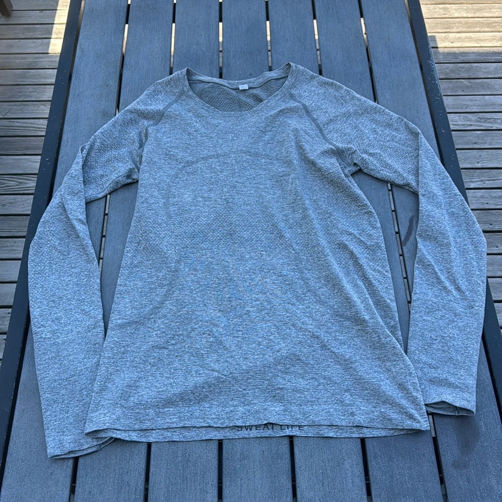 Lululemon Heathered Gray Swiftly Tech Long Sleeve Size 10